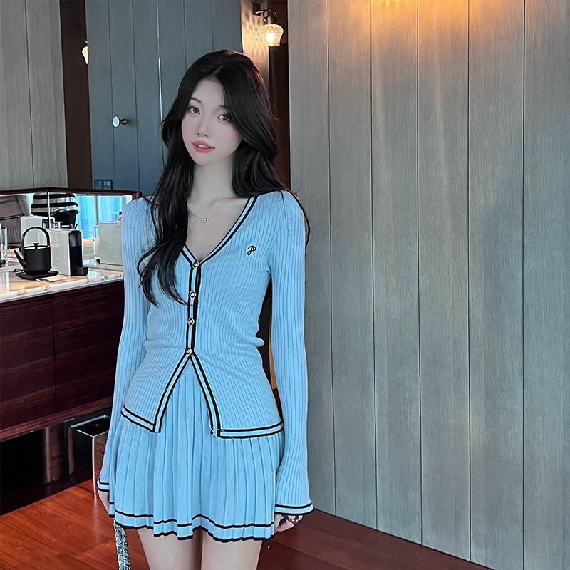 Autumn Clothes Knitting Suit Pleated Skirt Two-piece Set - Essentially Faith